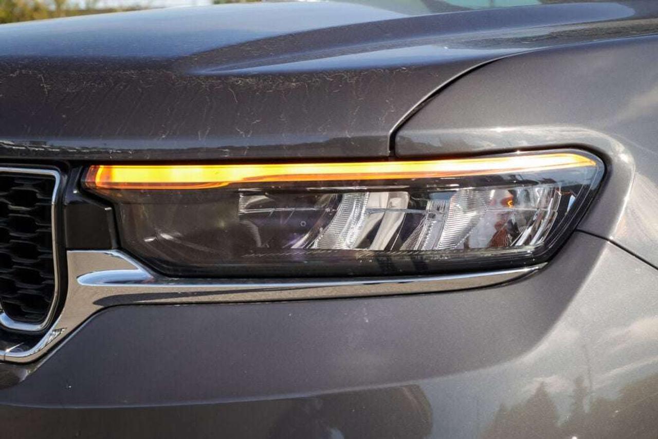 2025 Jeep Grand Cherokee Limited Photo