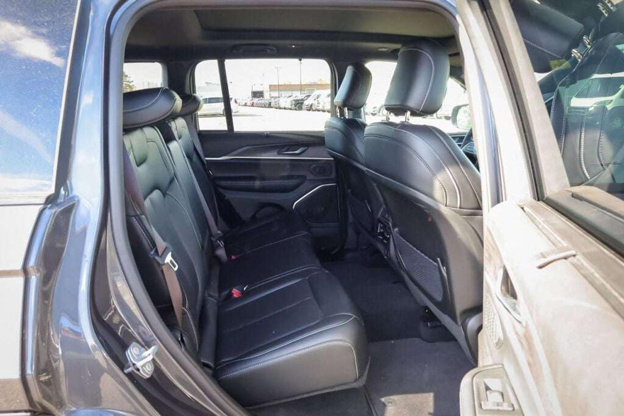 2025 Jeep Grand Cherokee Limited Photo