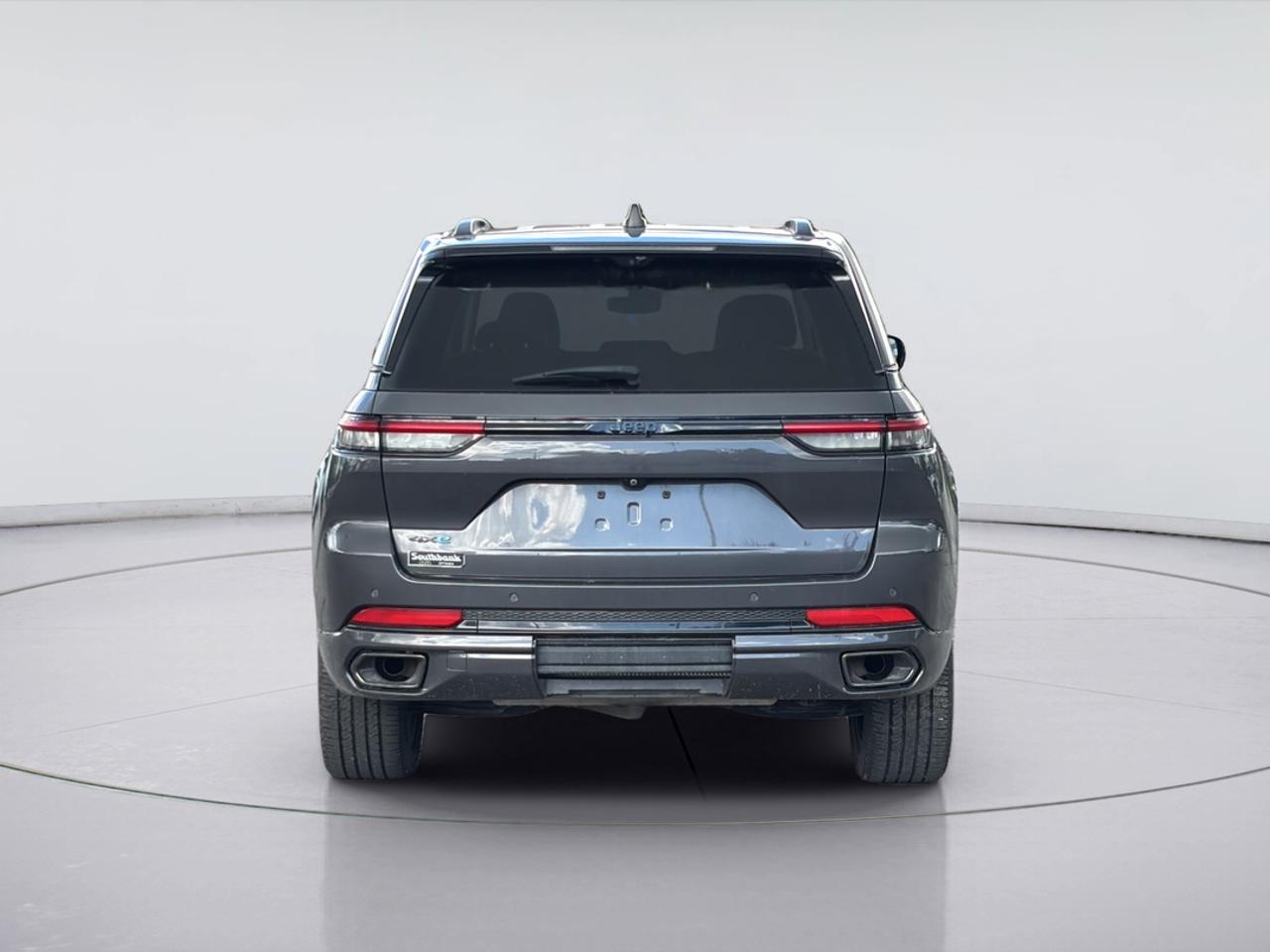 2023 Jeep Grand Cherokee 30th Anniversary Photo