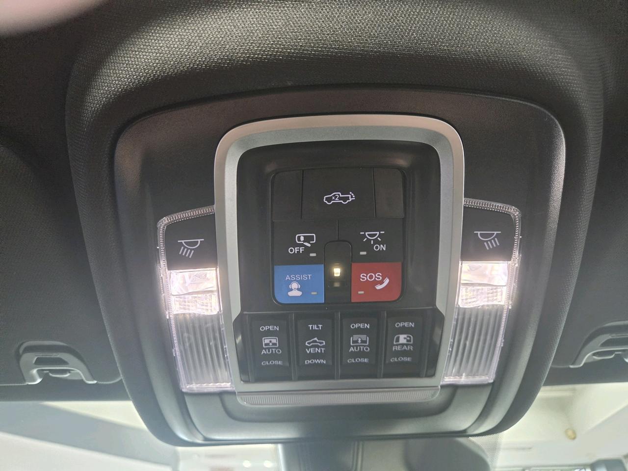 2025 RAM 1500  Photo