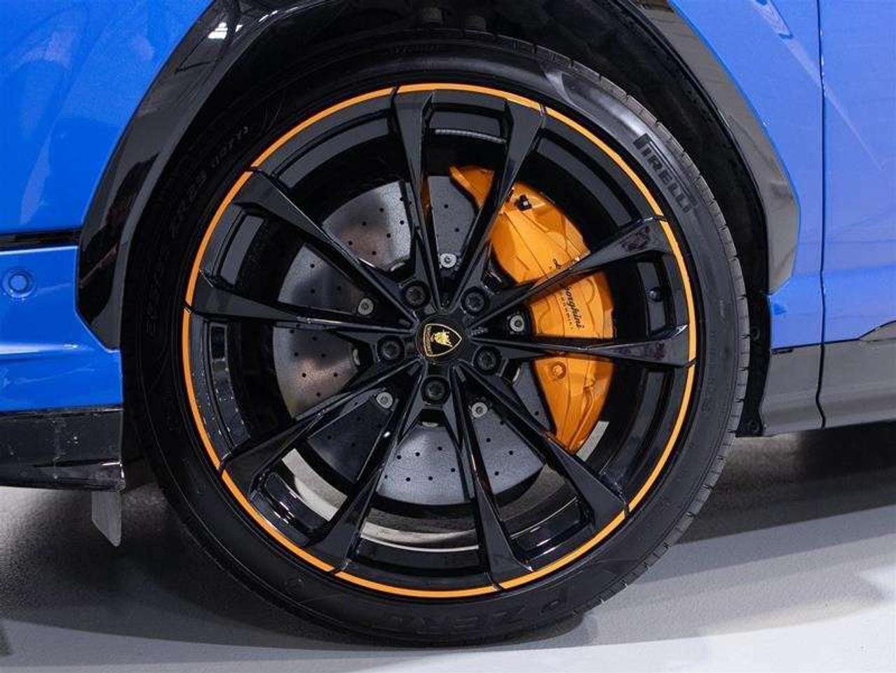 2024 Lamborghini Urus S Photo