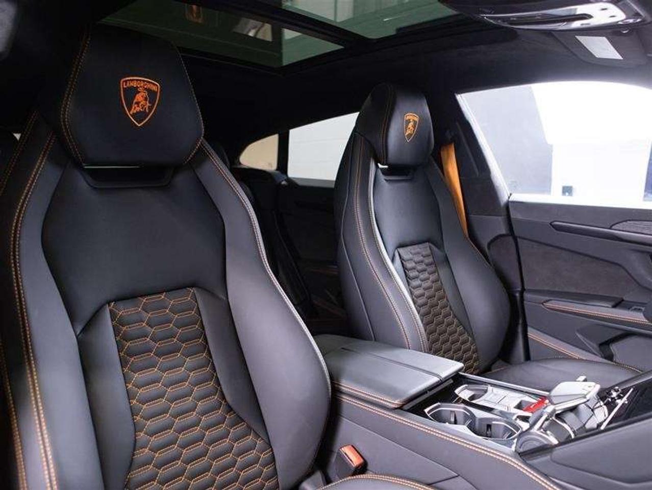 2024 Lamborghini Urus S Photo
