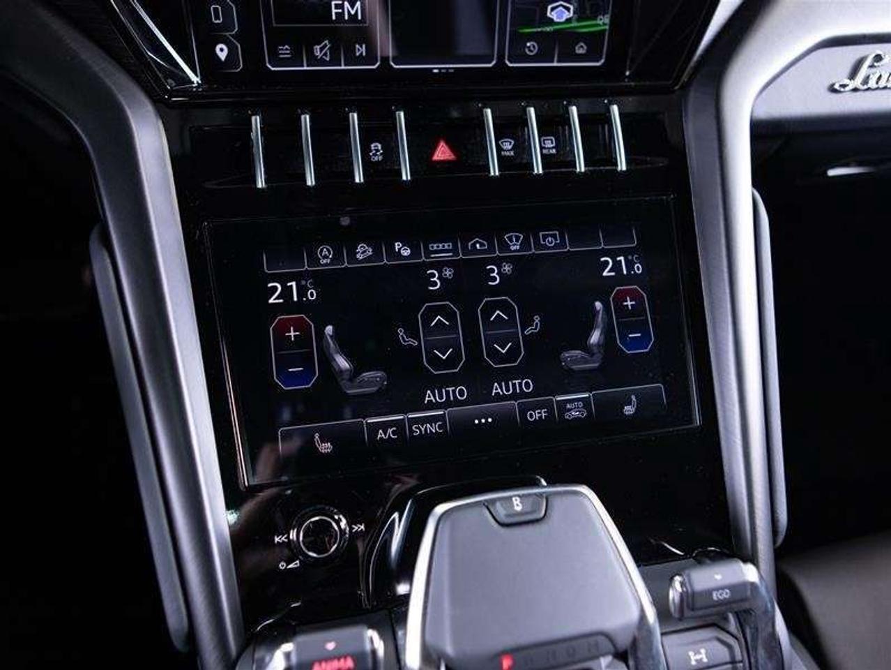 2024 Lamborghini Urus S Photo