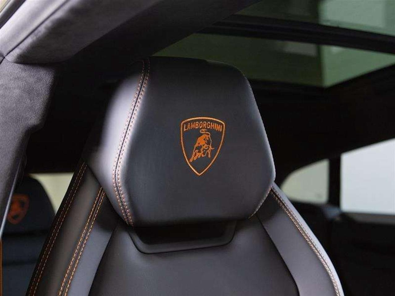 2024 Lamborghini Urus S Photo