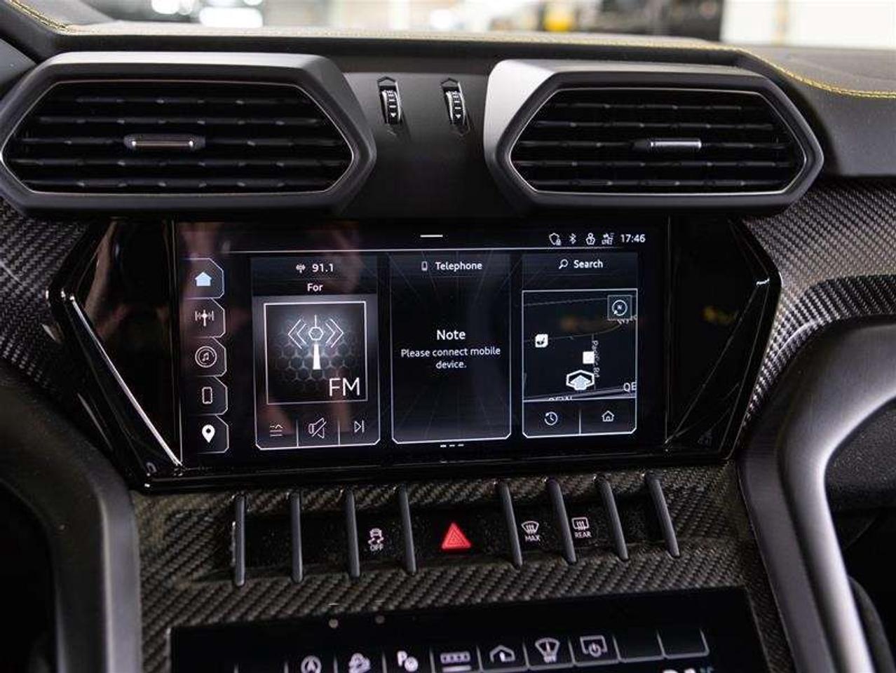 2023 Lamborghini Urus Performante Photo