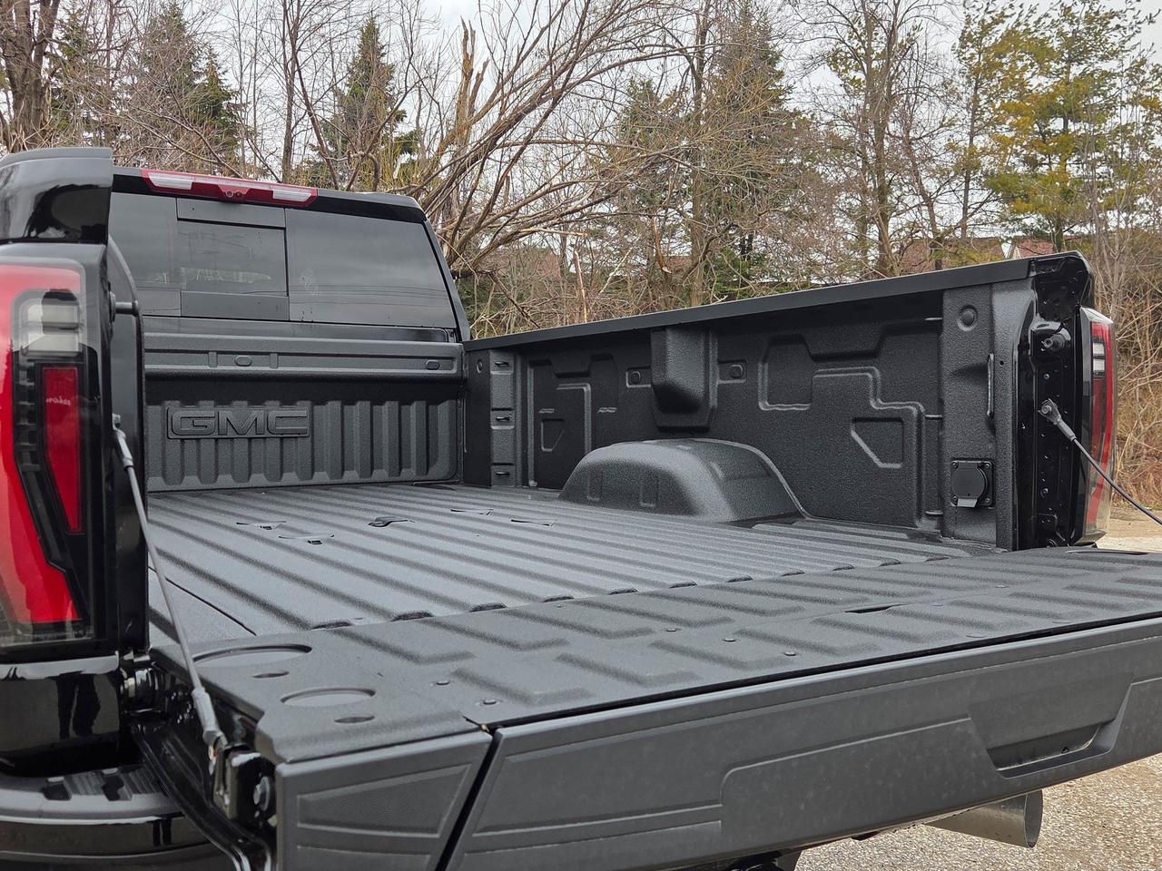 2026 GMC Sierra 3500HD AT4 Photo