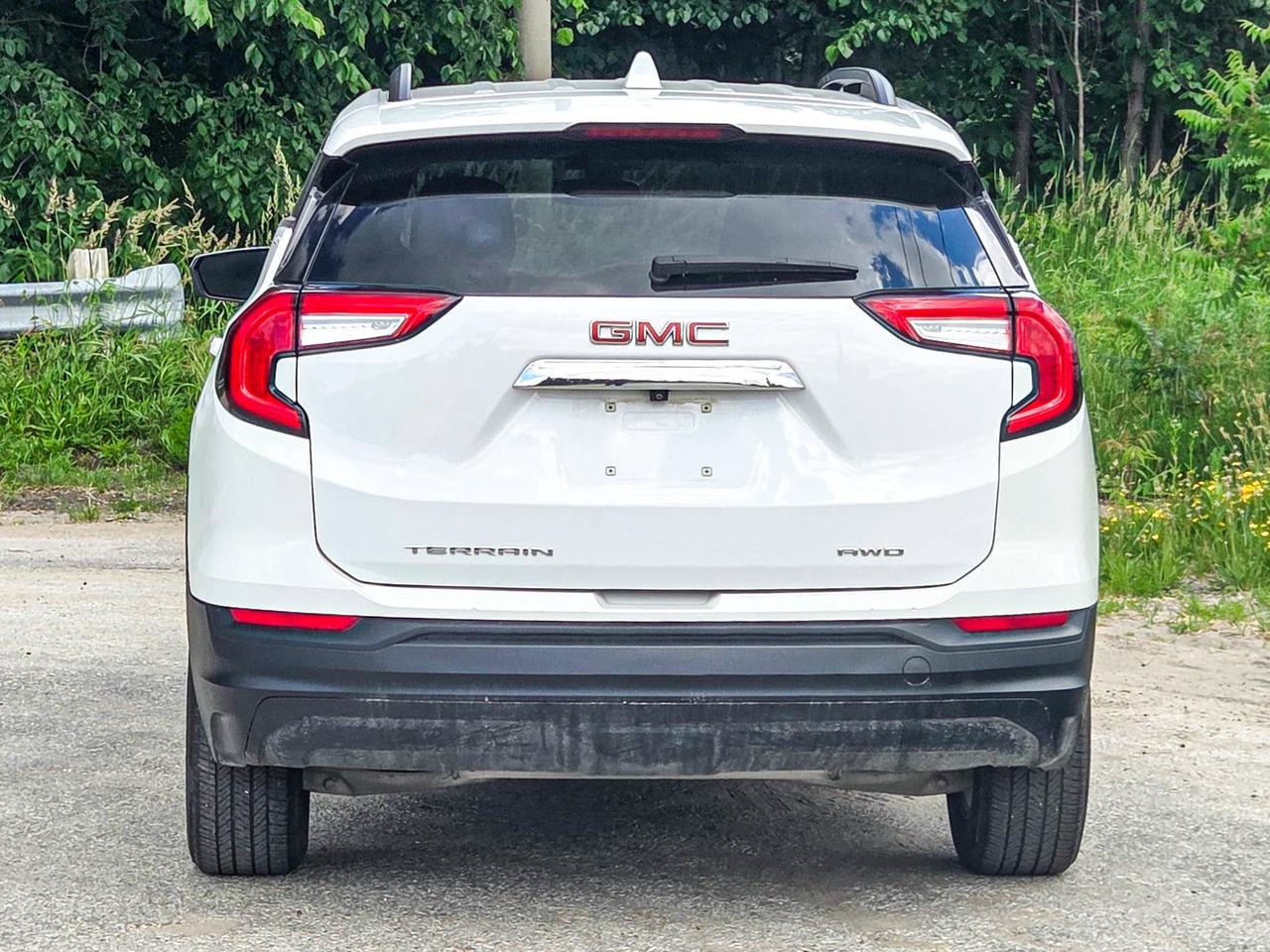 2024 GMC Terrain SLE Photo