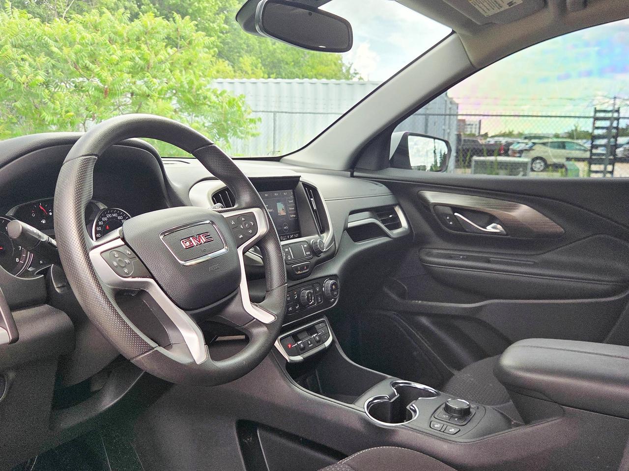 2024 GMC Terrain SLE Photo