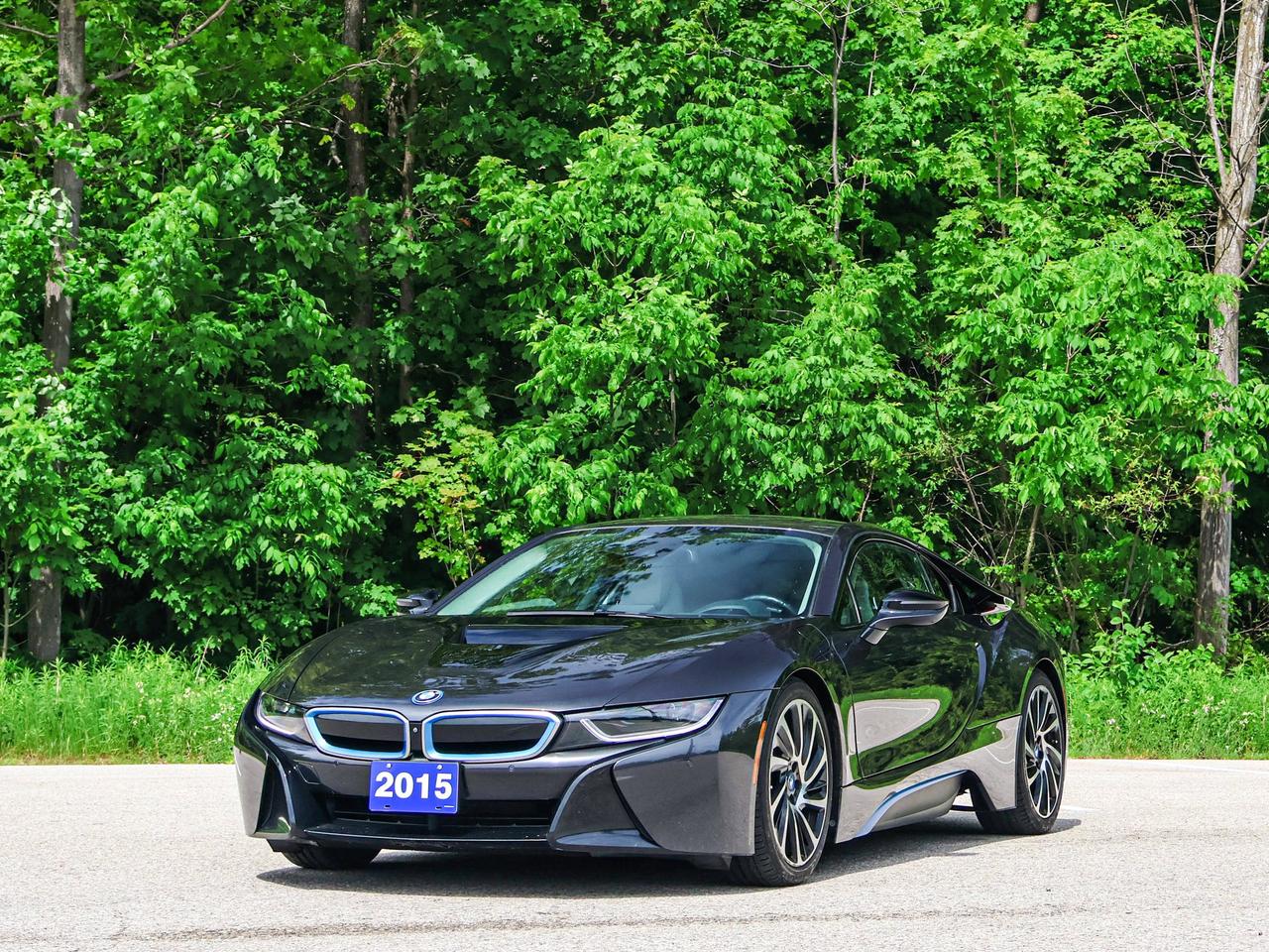 2015 BMW i8  Photo3