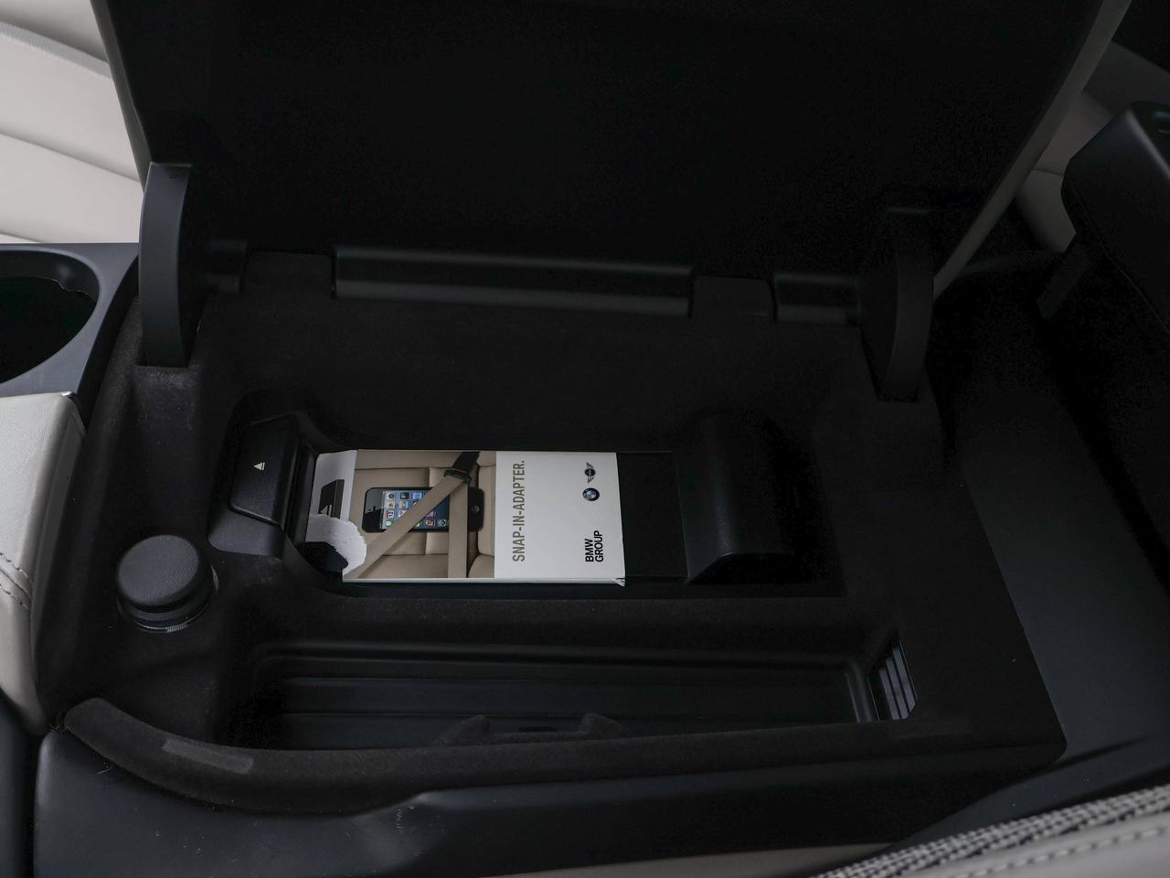 2015 BMW i8  Photo