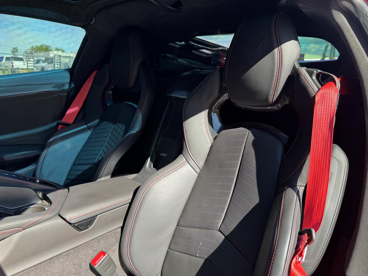 2023 Chevrolet Corvette 3LT Photo
