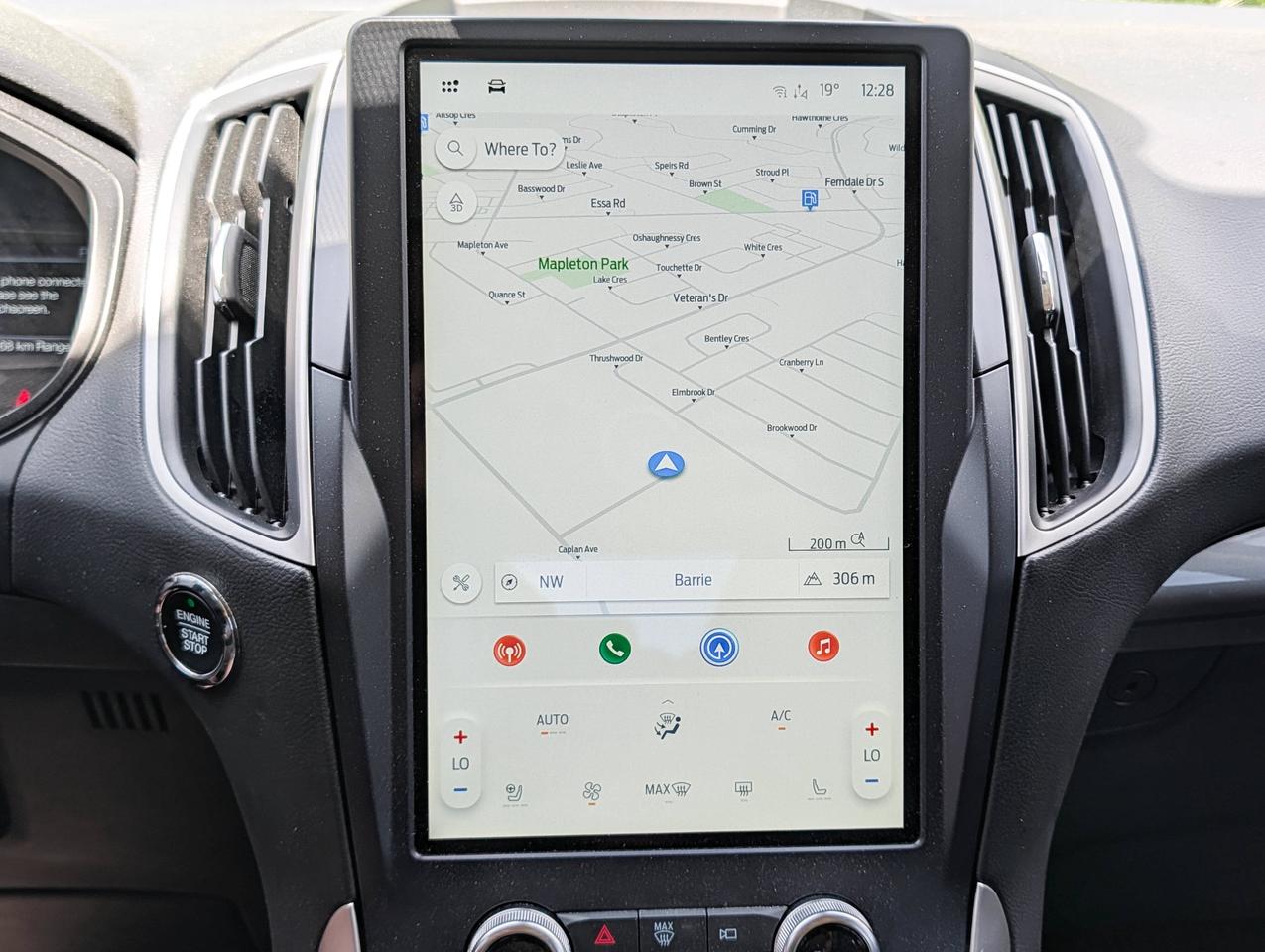 2023 Ford Edge SEL Photo