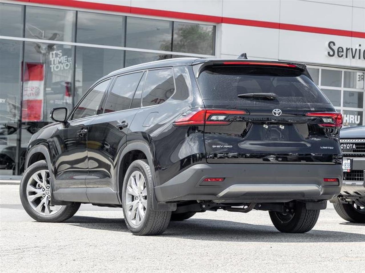 2025 Toyota Grand Highlander Limited AWD Pano Sunroof | Backup Cam | Navi | Heated Seats | JBL Audio | Wireless Charging | Limited Photo
