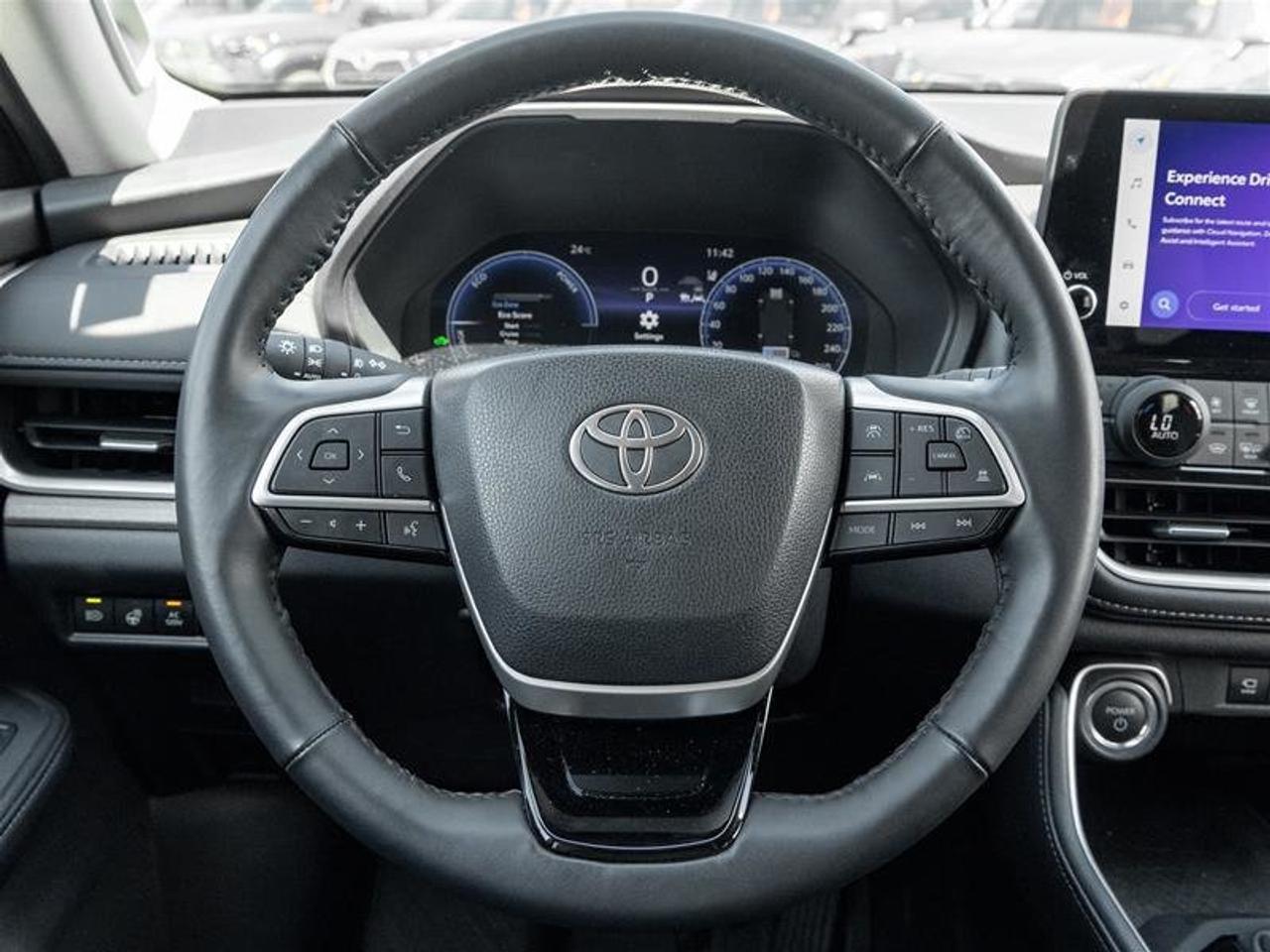 2025 Toyota Grand Highlander Limited AWD Pano Sunroof | Backup Cam | Navi | Heated Seats | JBL Audio | Wireless Charging | Limited Photo