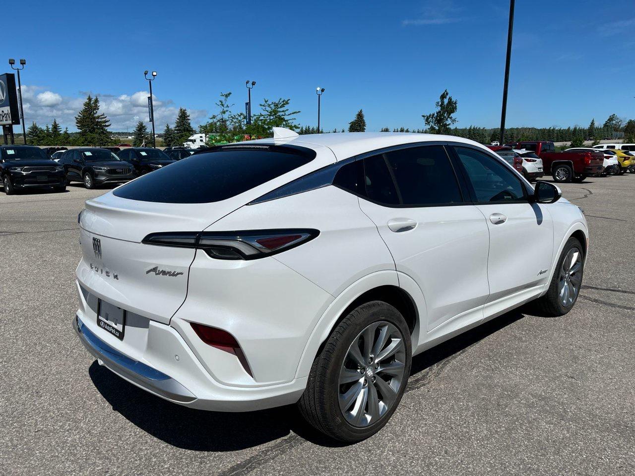 2024 Buick Envista AVENIR FWD Photo