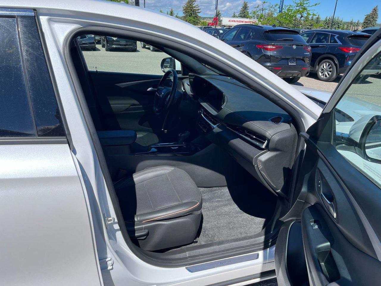 2024 Buick Envista AVENIR FWD Photo