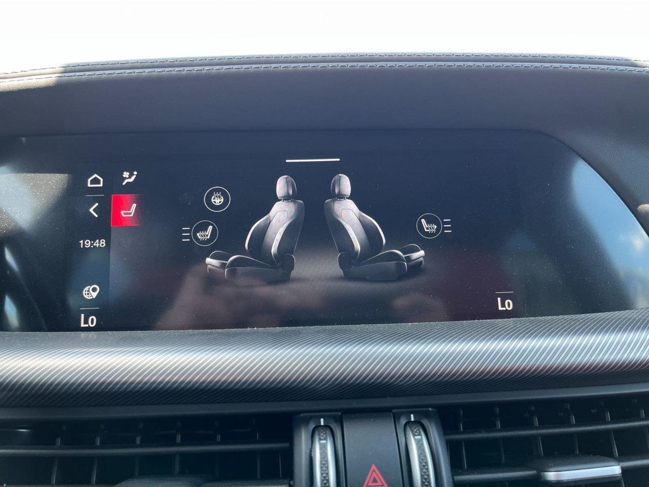 2023 Alfa Romeo Stelvio Veloce AWD Photo