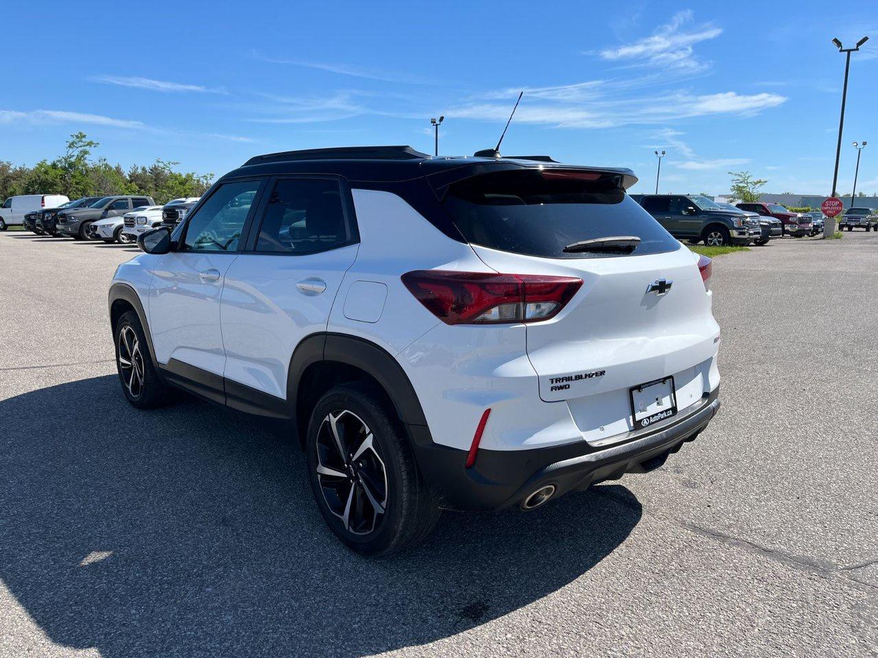 2022 Chevrolet TrailBlazer AWD 4dr RS Photo