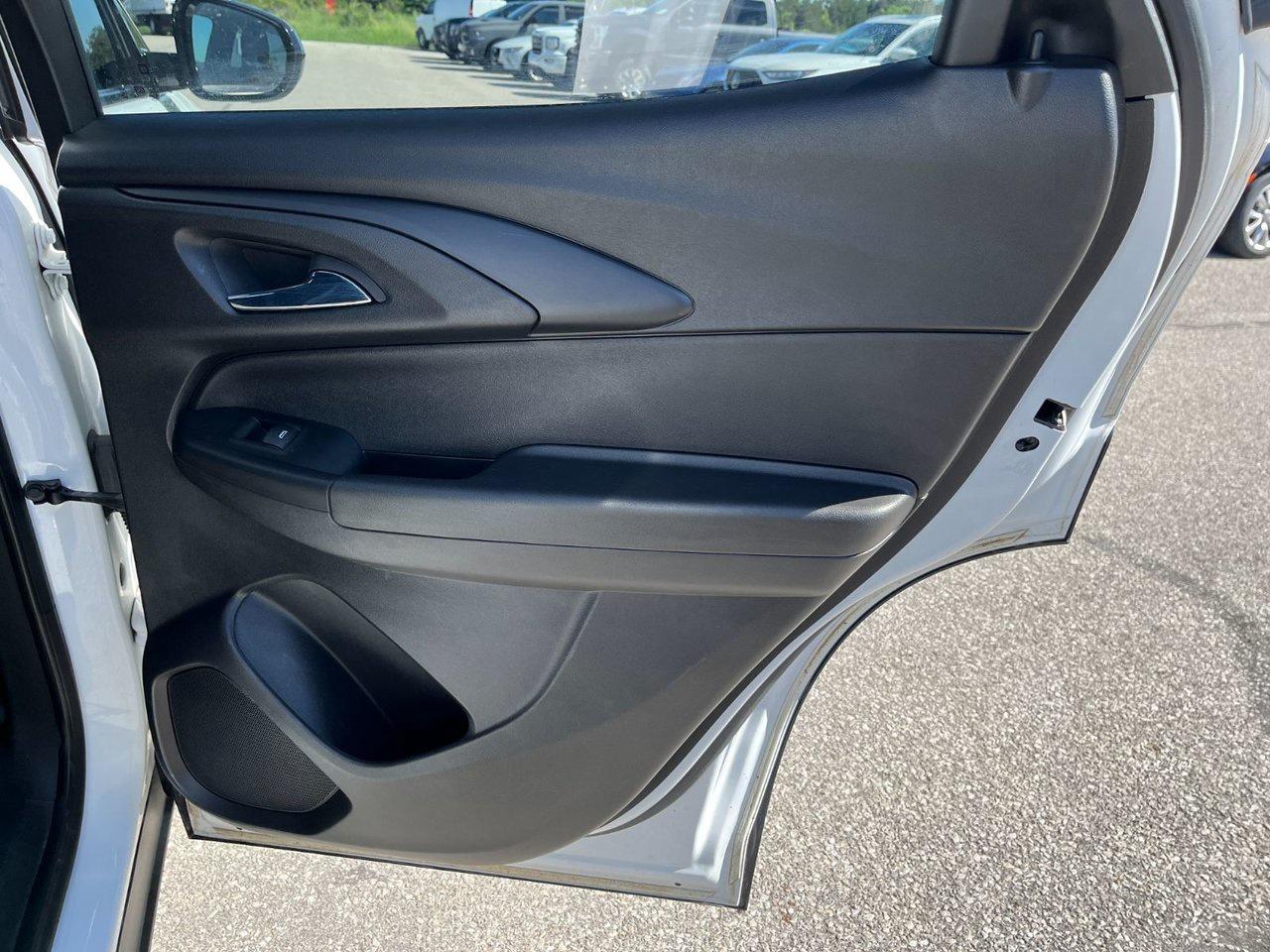 2022 Chevrolet TrailBlazer AWD 4dr RS Photo