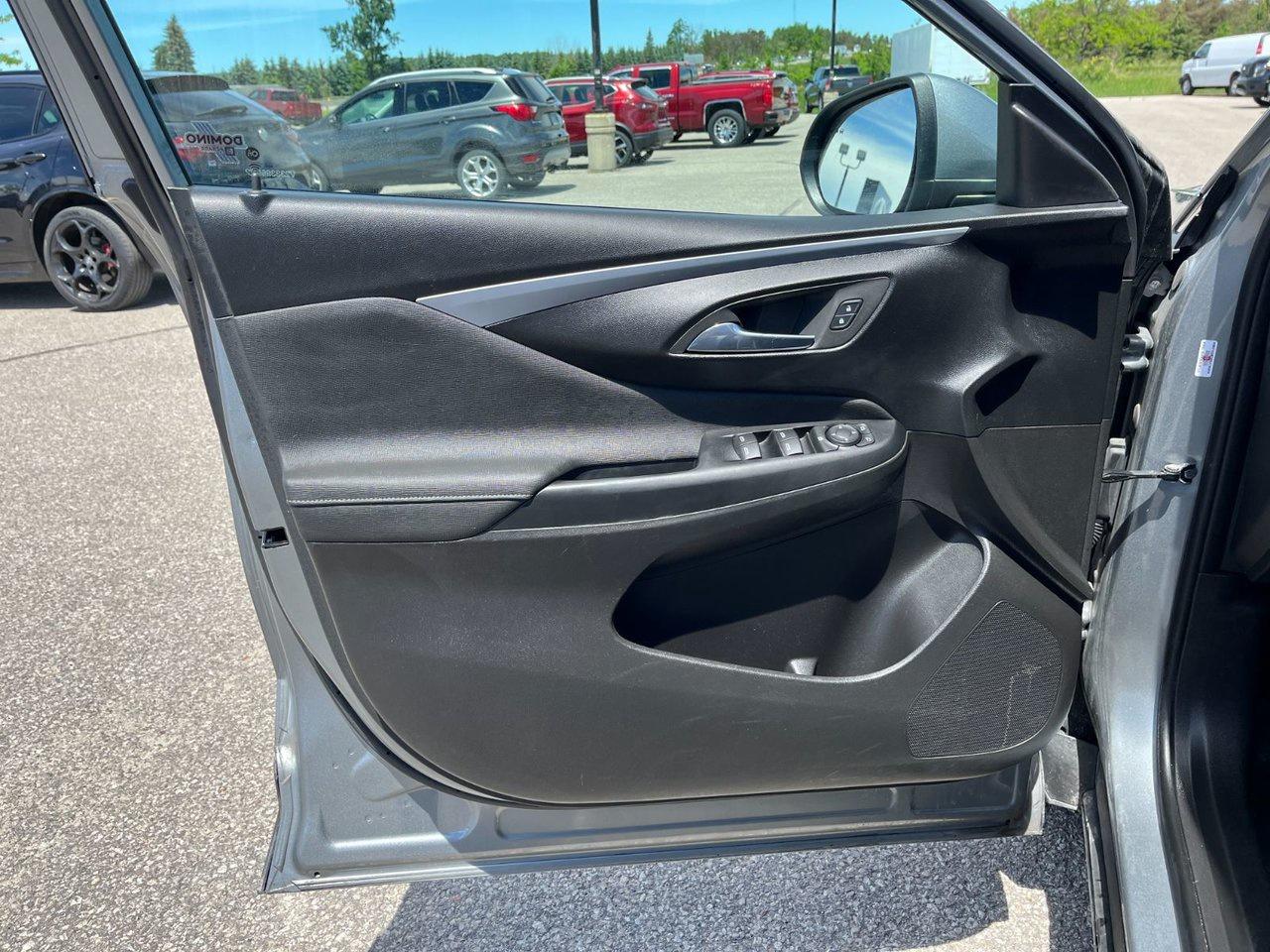 2024 Buick Envista FWD 4dr Preferred Photo