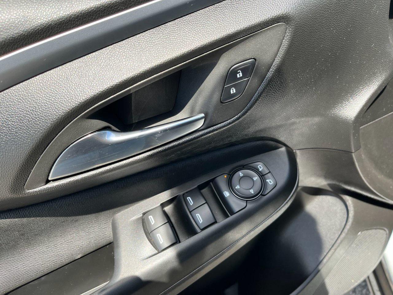 2024 Buick Envista FWD 4dr Preferred Photo