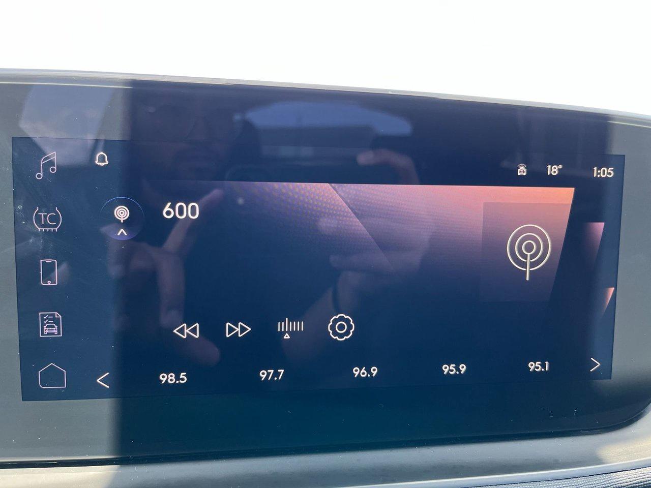 2024 Buick Envista FWD 4dr Preferred Photo
