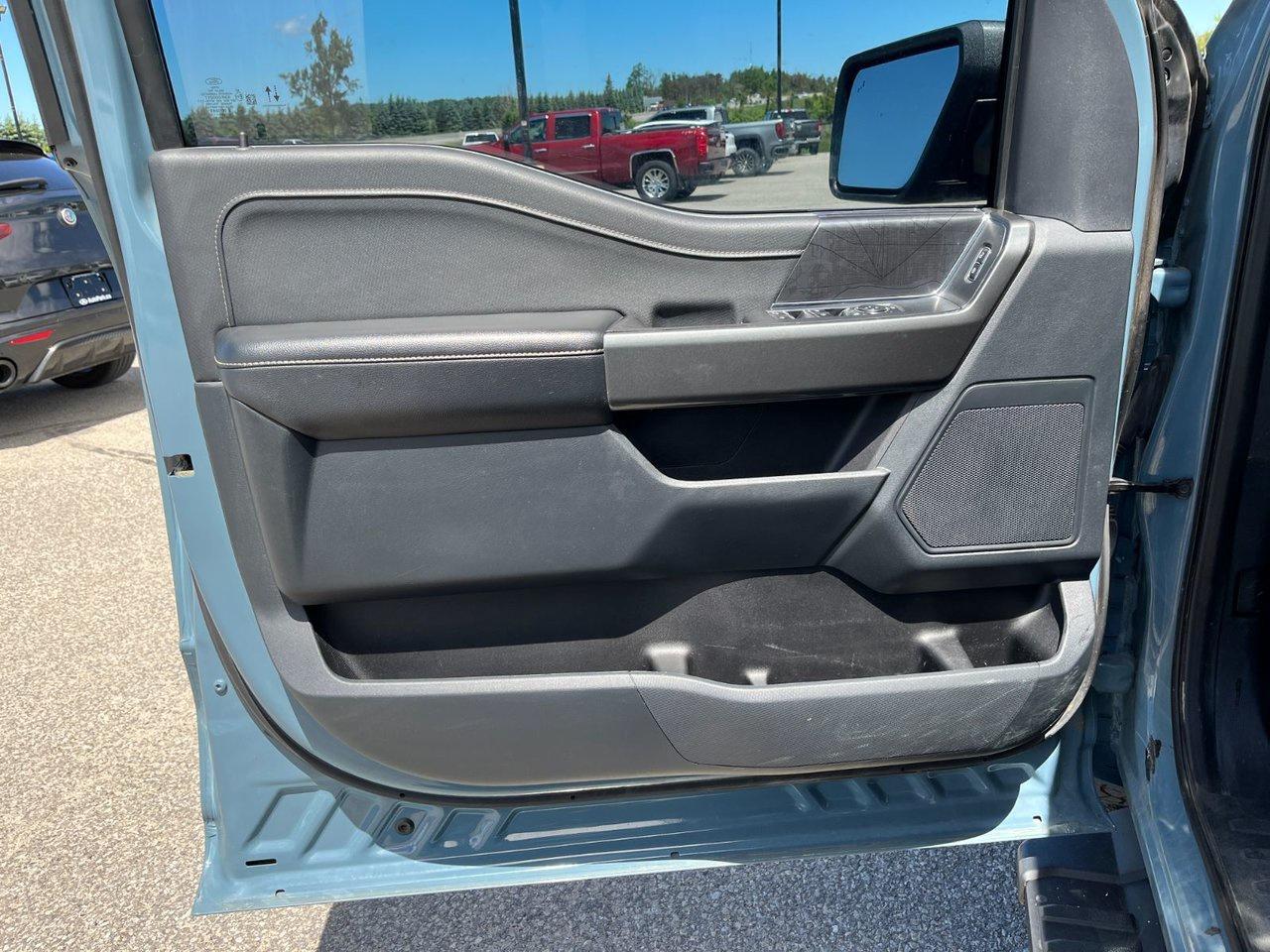 2023 Ford F-150 XLT 4WD SuperCrew 5.5' Box Photo