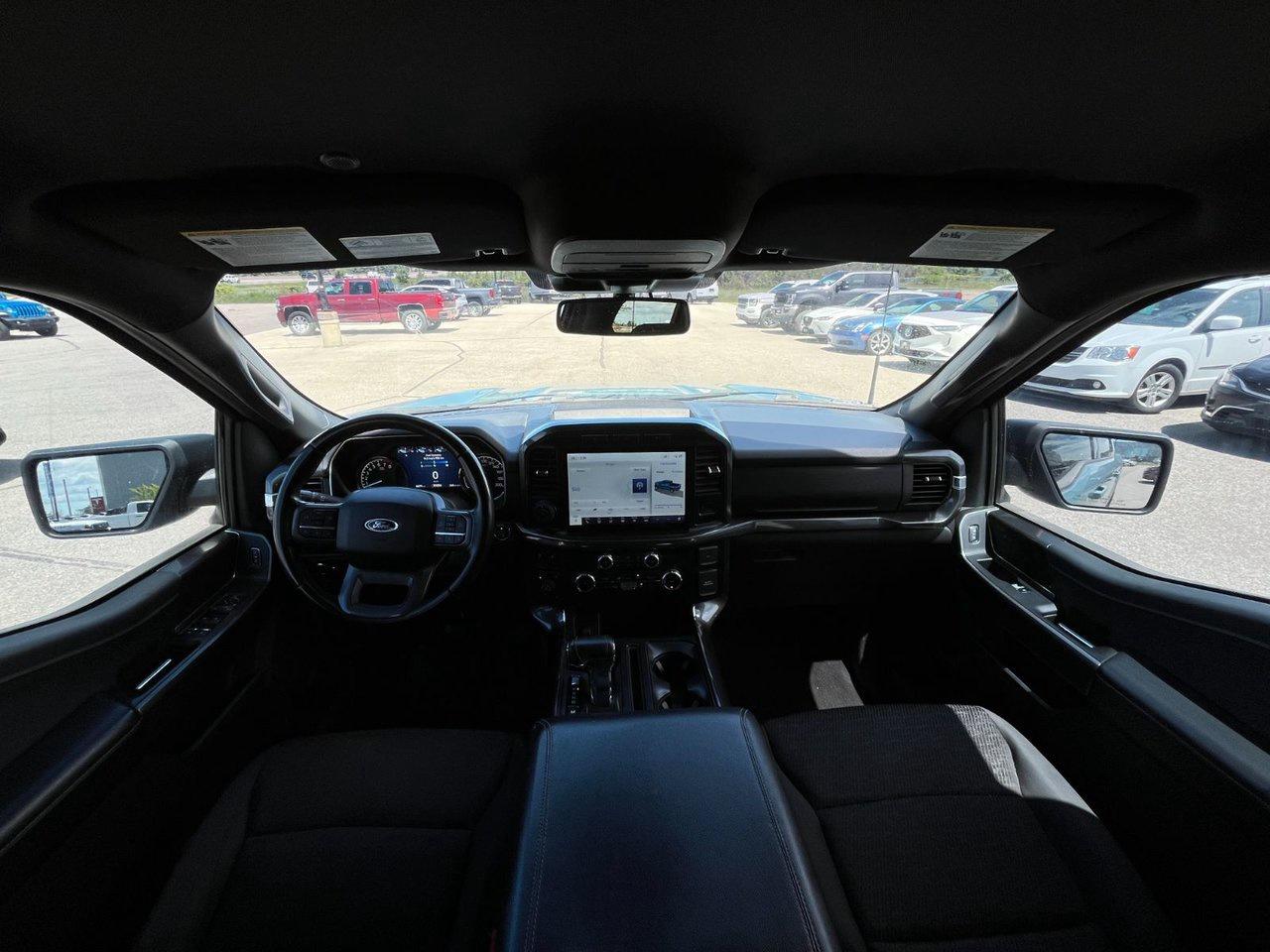 2023 Ford F-150 XLT 4WD SuperCrew 5.5' Box Photo