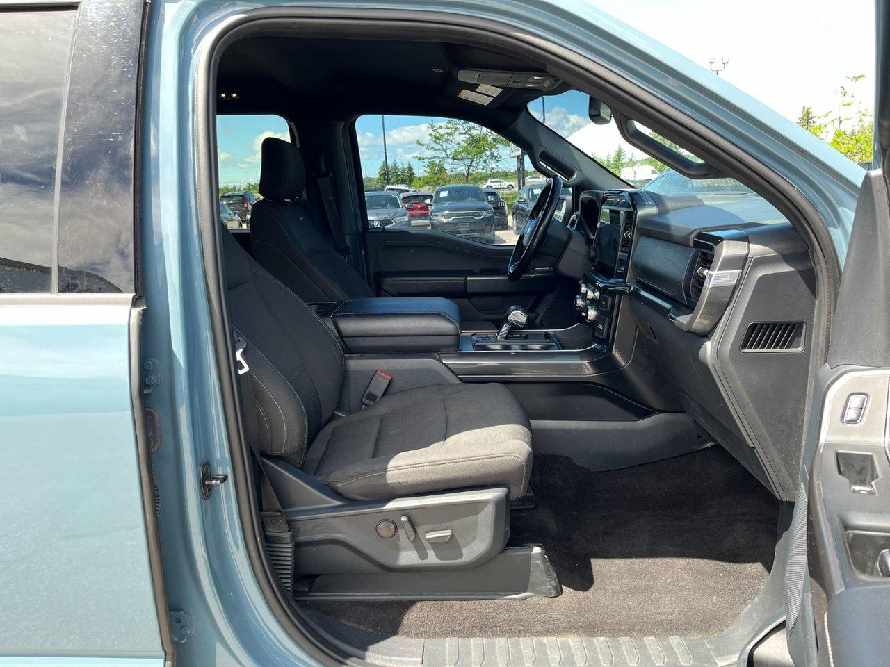2023 Ford F-150 XLT 4WD SuperCrew 5.5' Box Photo