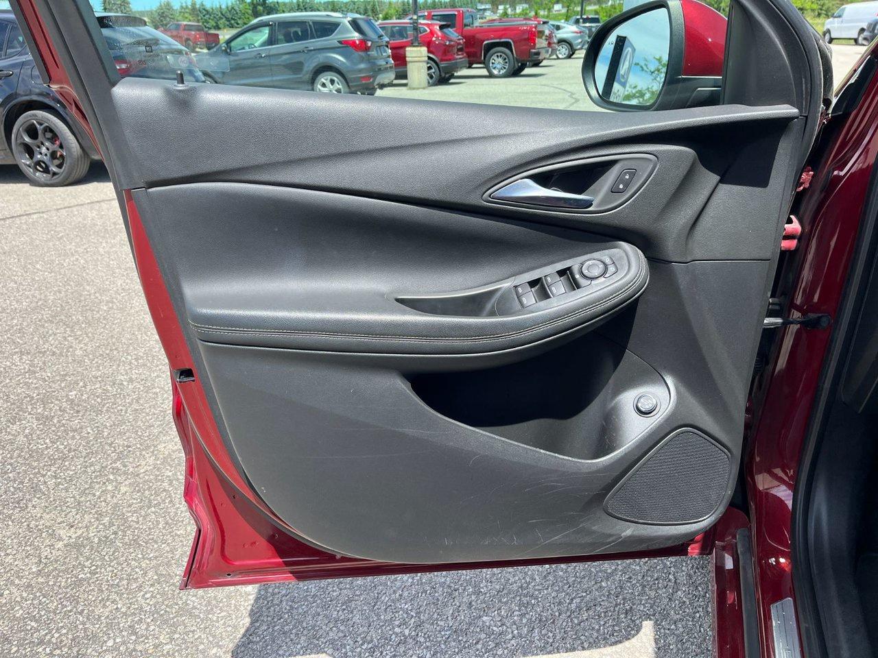 2022 Buick Encore GX AWD 4dr Select Photo