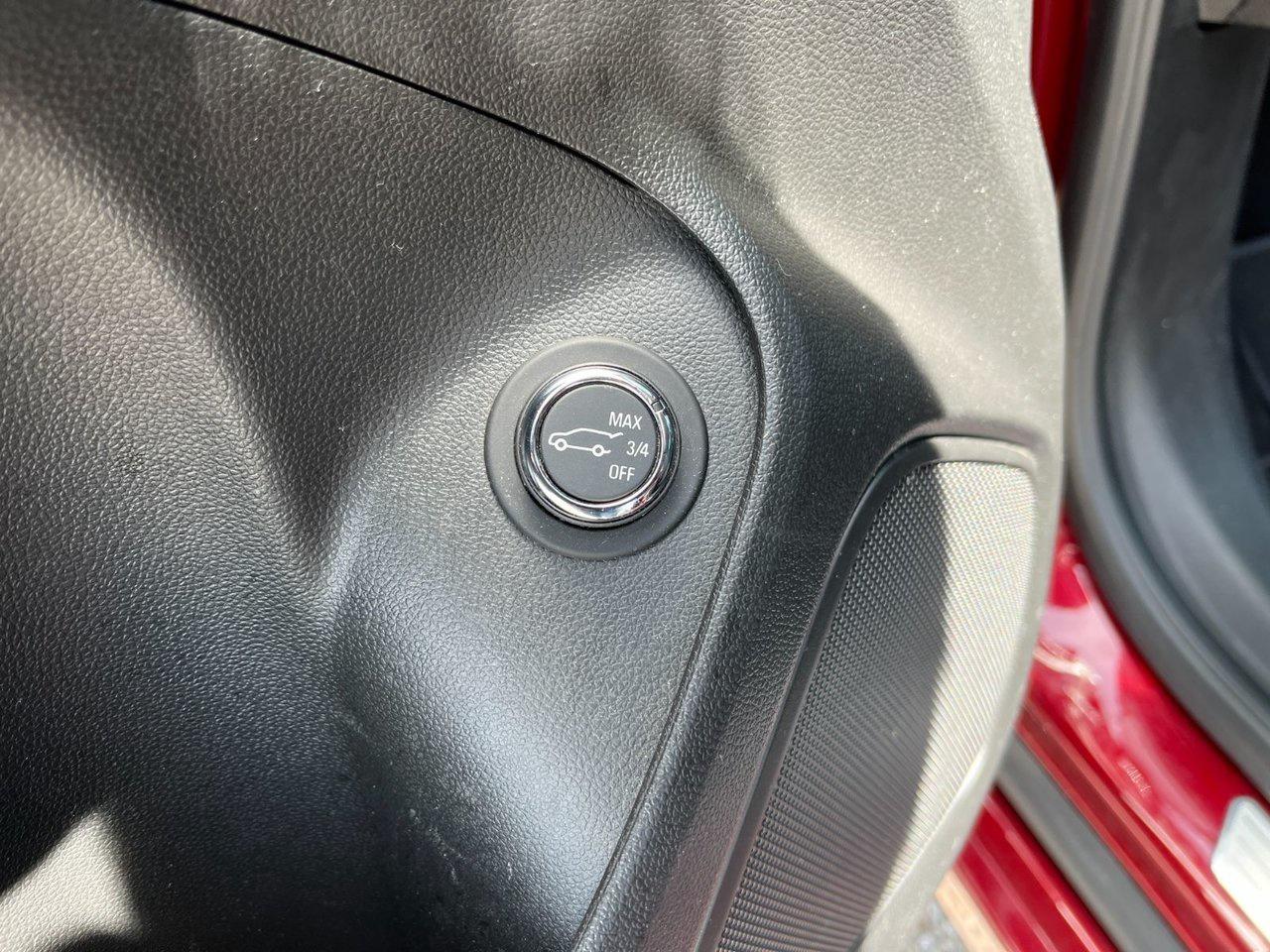 2022 Buick Encore GX AWD 4dr Select Photo