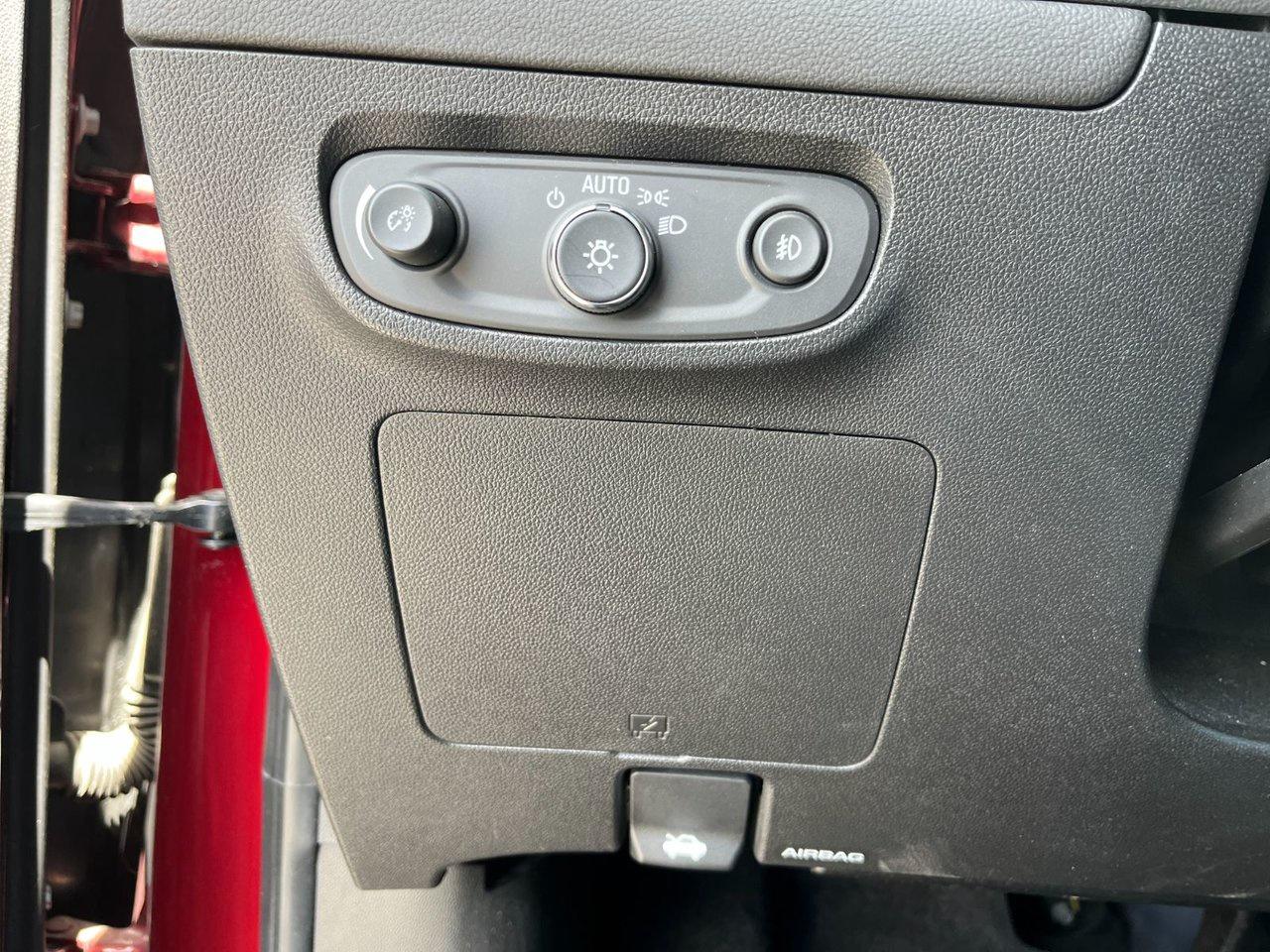 2022 Buick Encore GX AWD 4dr Select Photo
