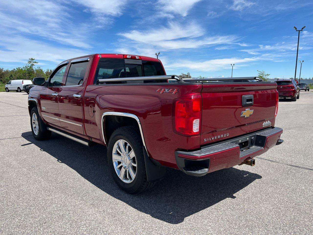 2018 Chevrolet Silverado 1500 4WD Crew Cab 153.0 High Country Photo