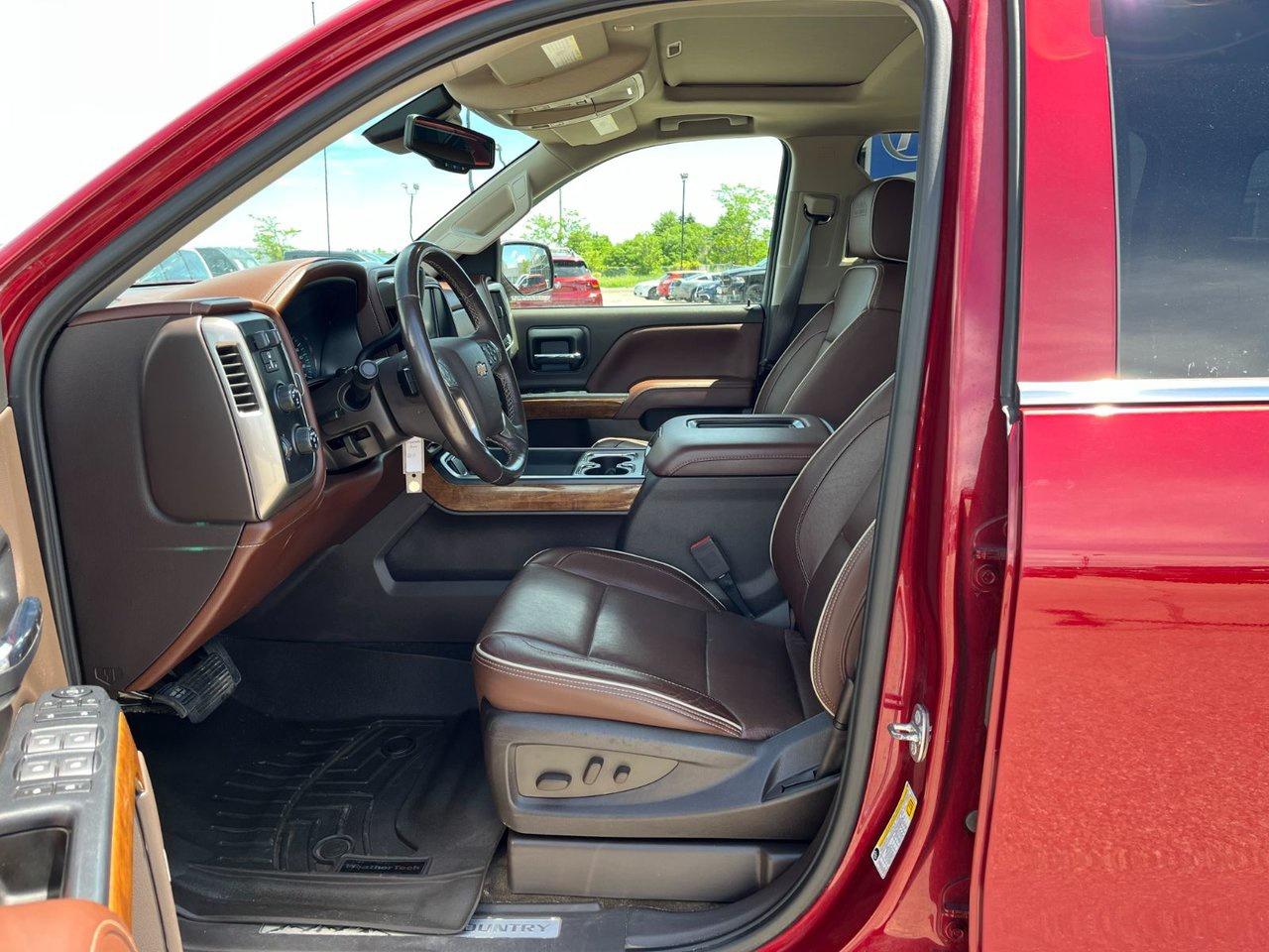 2018 Chevrolet Silverado 1500 4WD Crew Cab 153.0 High Country Photo