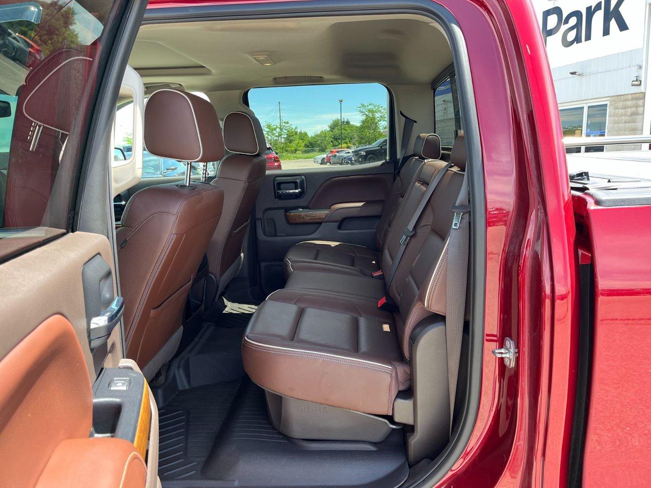 2018 Chevrolet Silverado 1500 4WD Crew Cab 153.0 High Country Photo