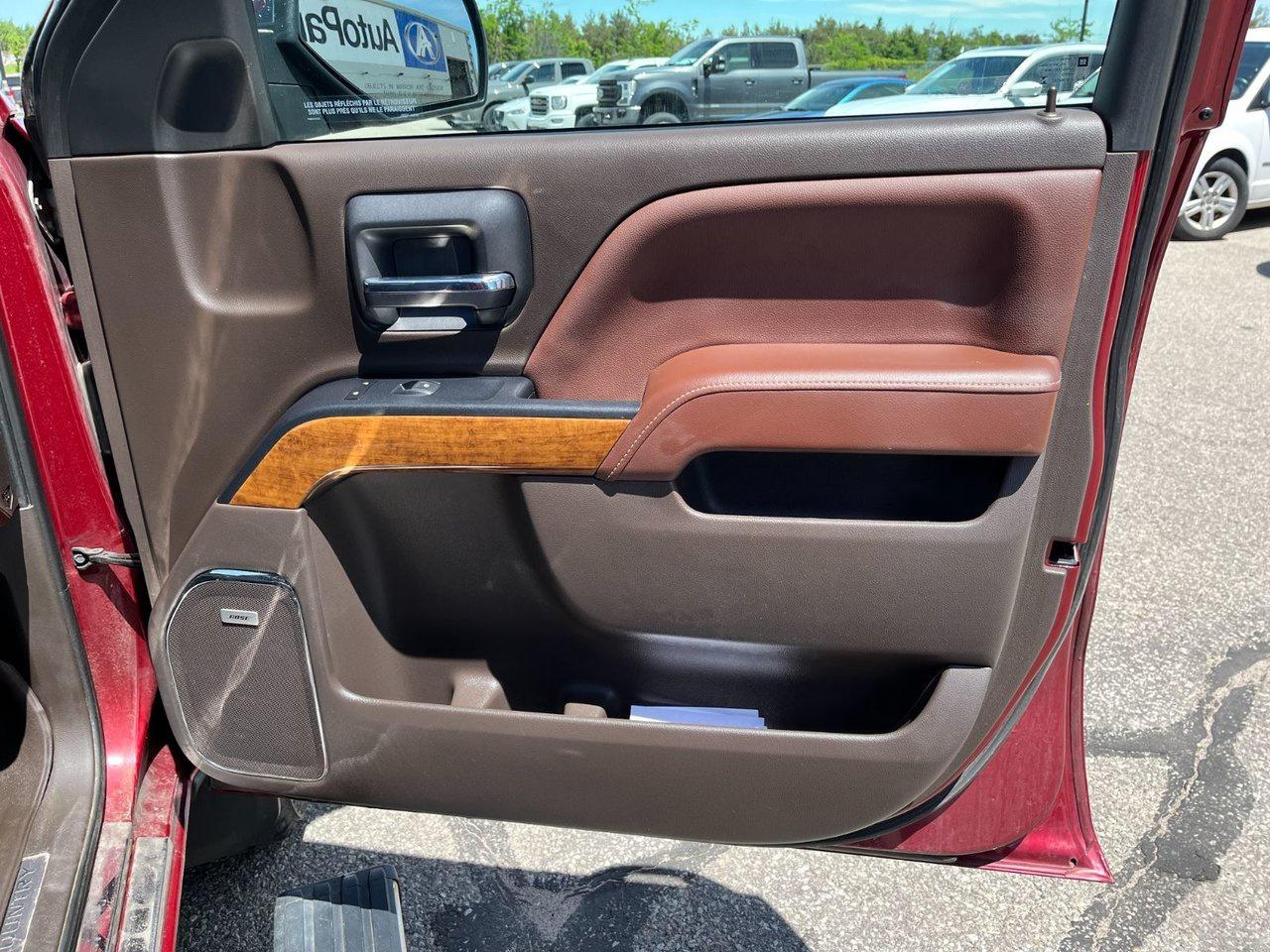 2018 Chevrolet Silverado 1500 4WD Crew Cab 153.0 High Country Photo