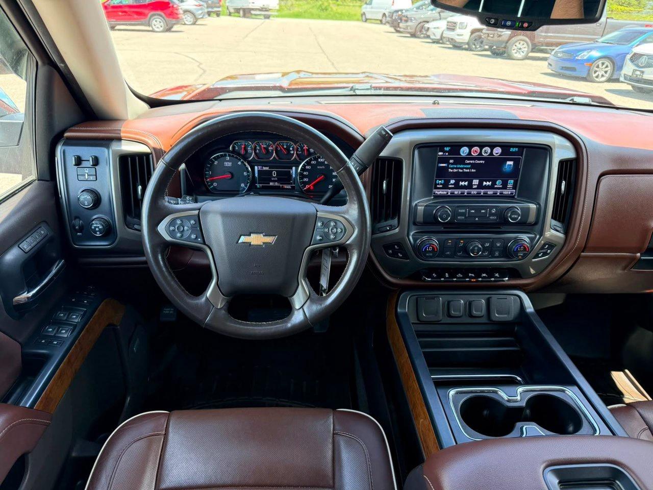 2018 Chevrolet Silverado 1500 4WD Crew Cab 153.0 High Country Photo