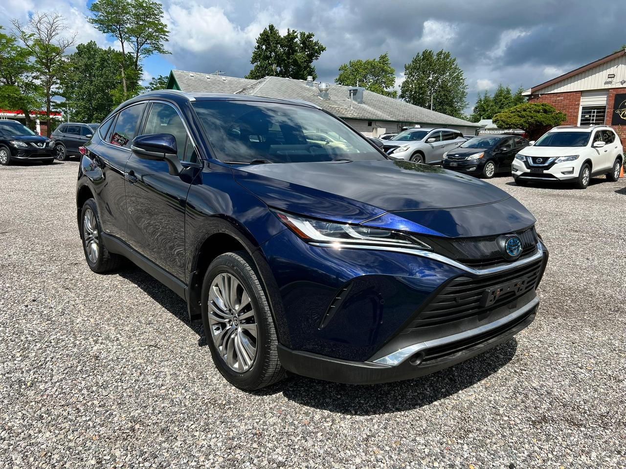 2021 Toyota Venza XLE AWD CERTIFIED Photo