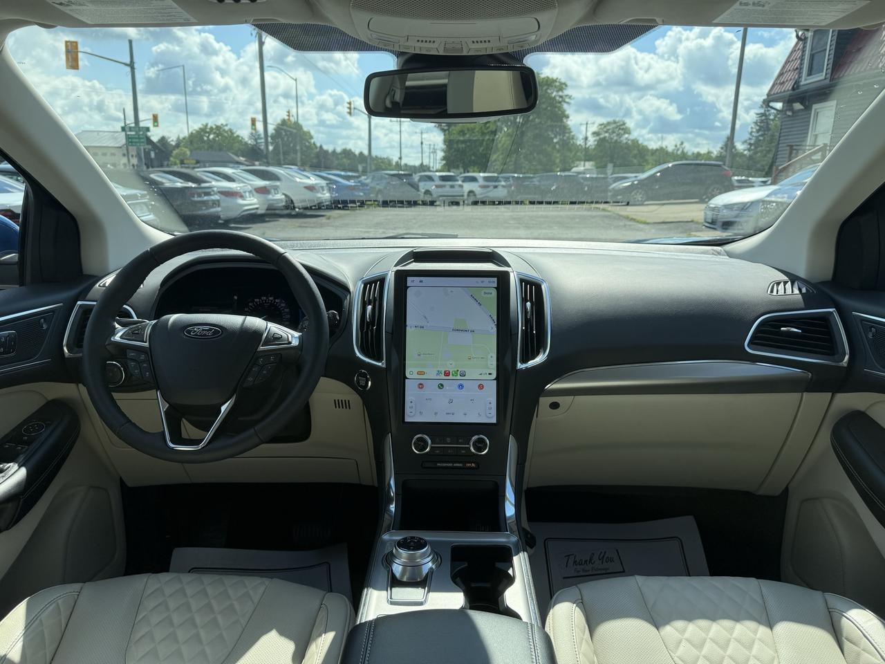2024 Ford Edge Titanium Photo