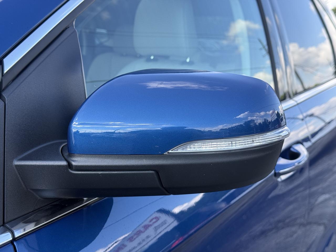 2024 Ford Edge Titanium Photo