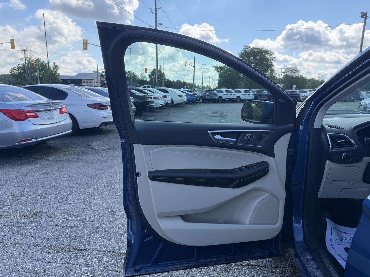 2024 Ford Edge Titanium Photo