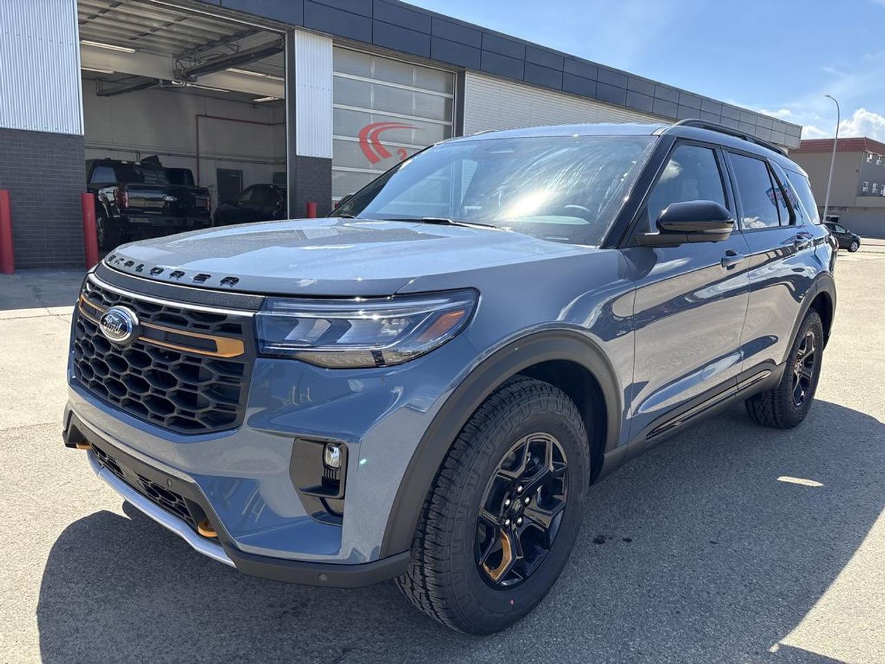 2026 Ford Explorer TREMOR 800A Photo1