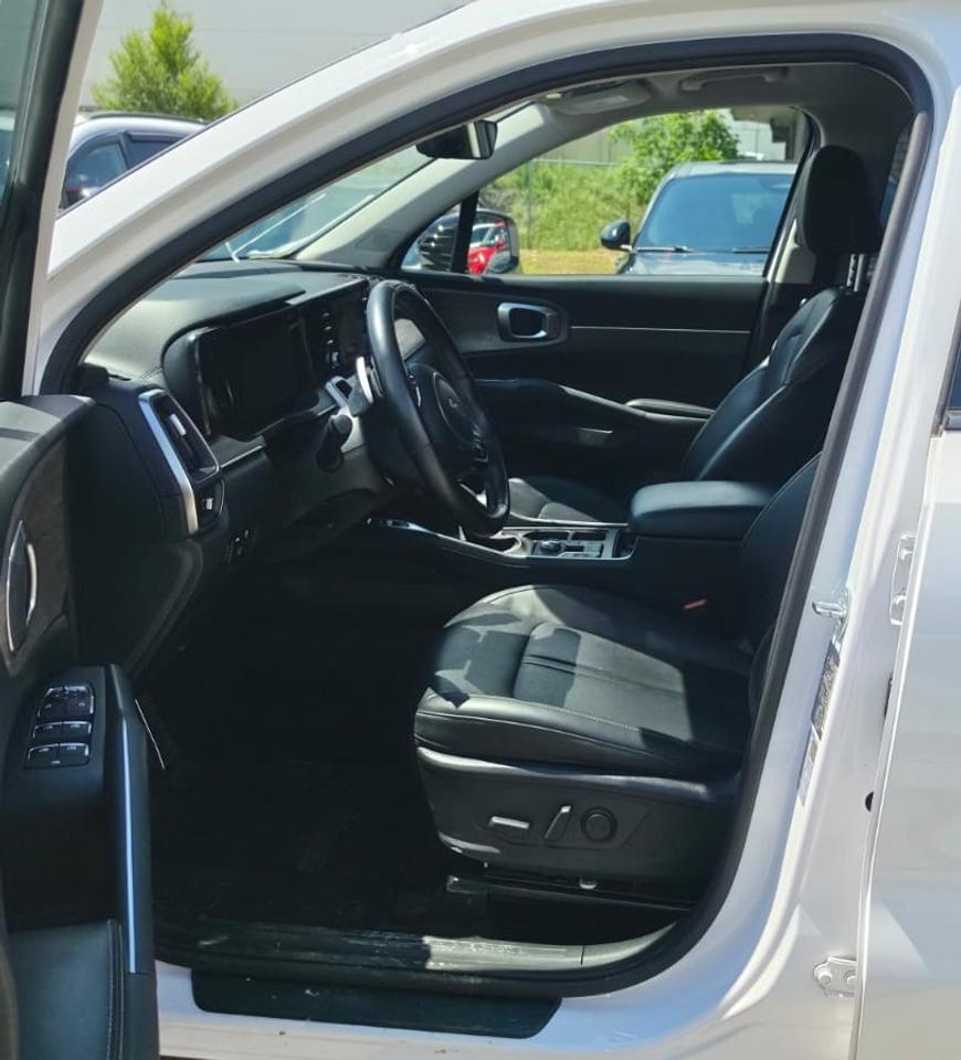 2022 Kia Sorento EX / NO ACCIDENTS / AWD / LEATHER / BLINDSPOT Photo