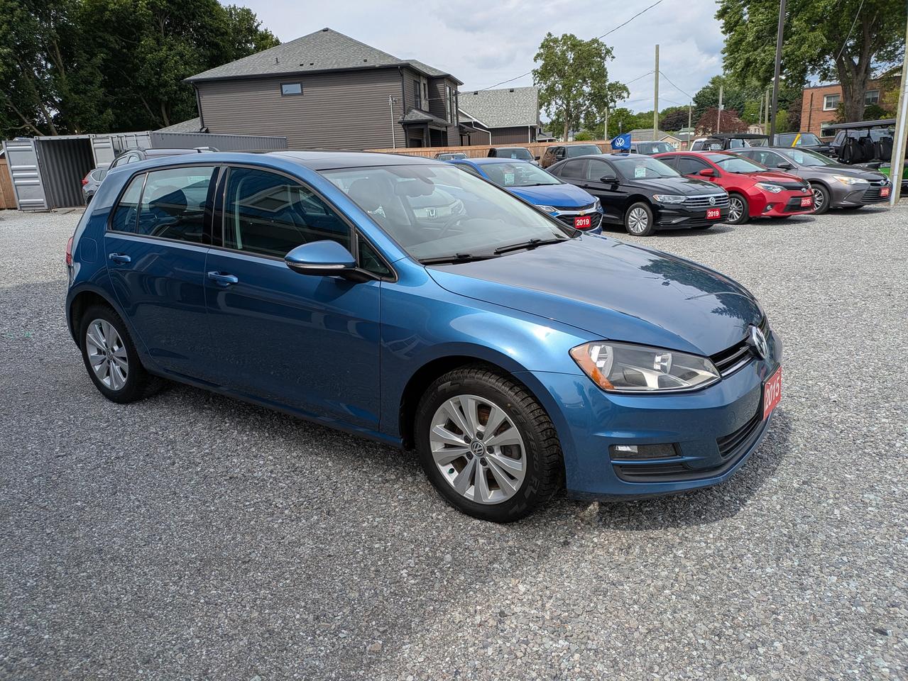 2015 Volkswagen Golf COMFORTLINE Photo