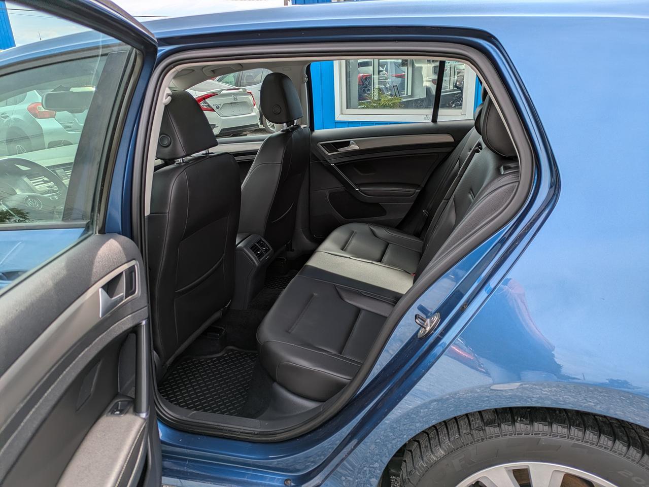 2015 Volkswagen Golf COMFORTLINE Photo