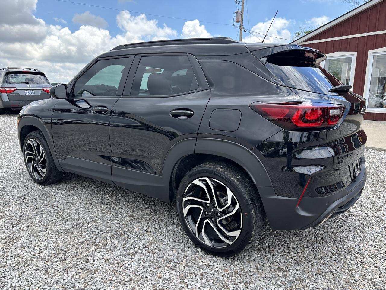 2025 Chevrolet TrailBlazer RS One Owner | Clean CarFax | Factory Warranty! Photo