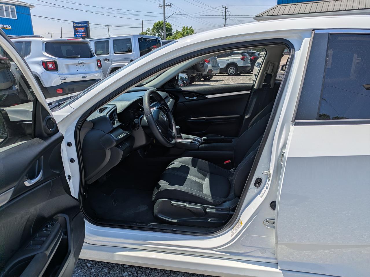 2018 Honda Civic LX CVT Photo