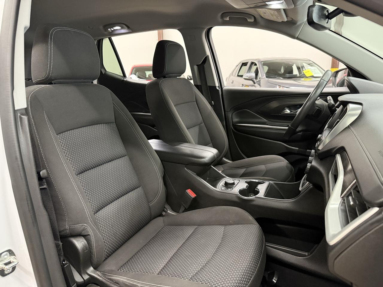 2024 GMC Terrain SLE Photo