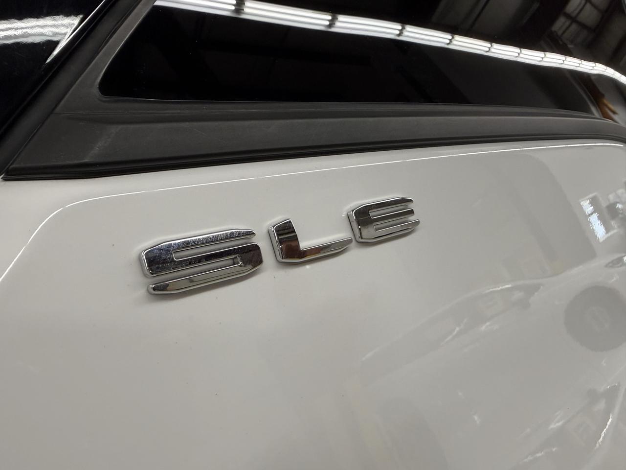 2024 GMC Terrain SLE Photo