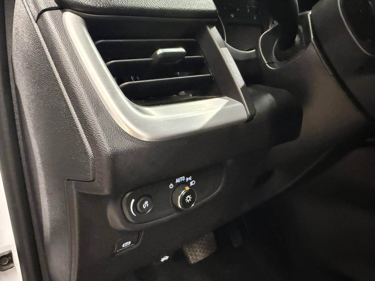 2024 GMC Terrain SLE Photo
